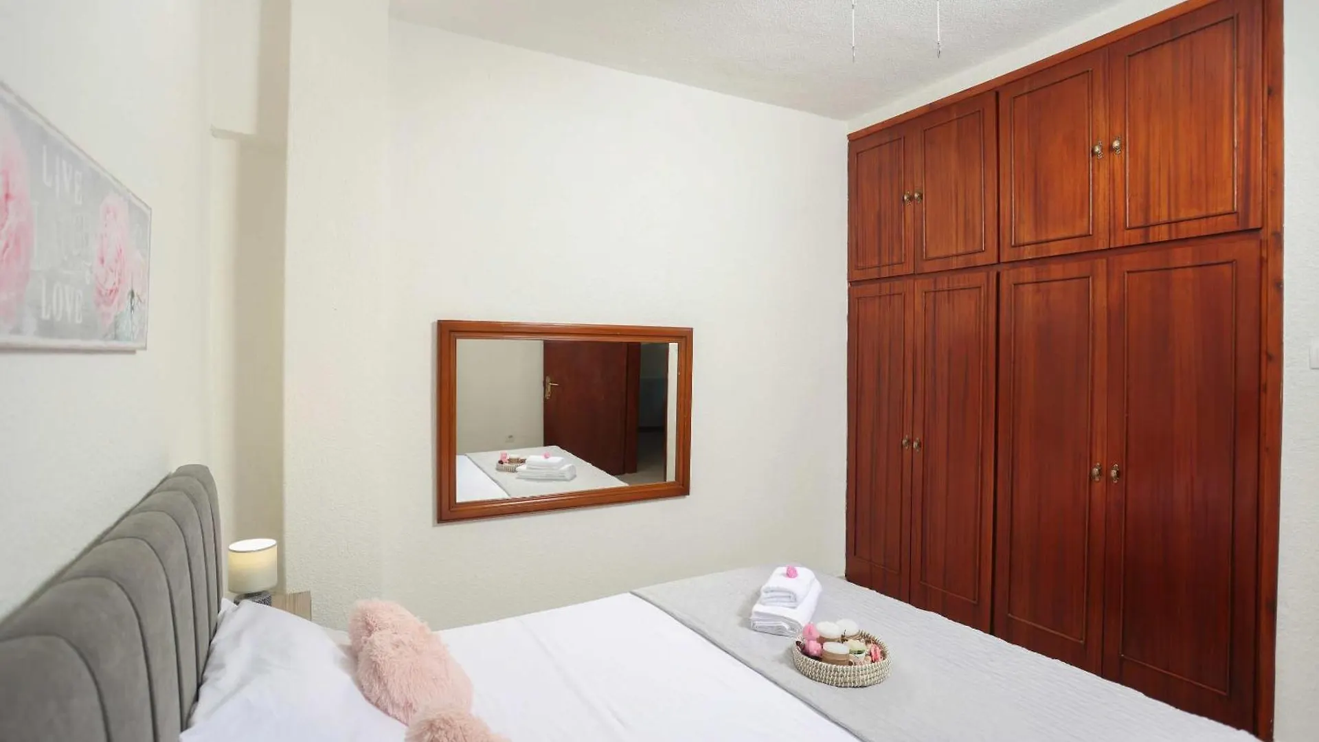 Holiday home Cozy Apartment In Polychrono